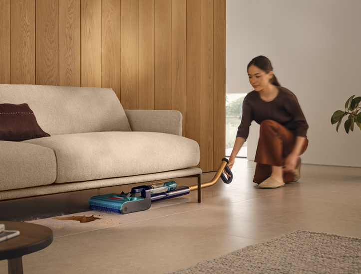 Dyson mở bán máy lau sàn mới có sấy khô chổi lau bằng khí nóng